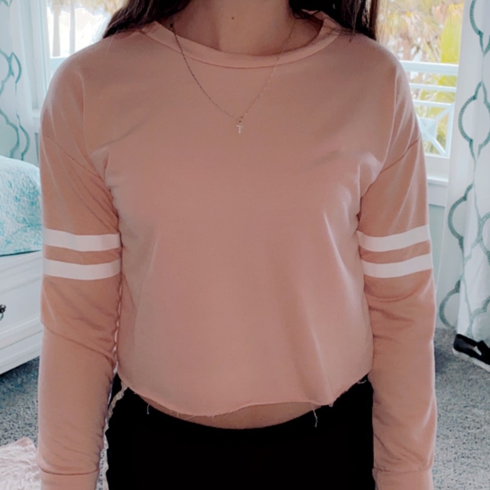 light pink crop top